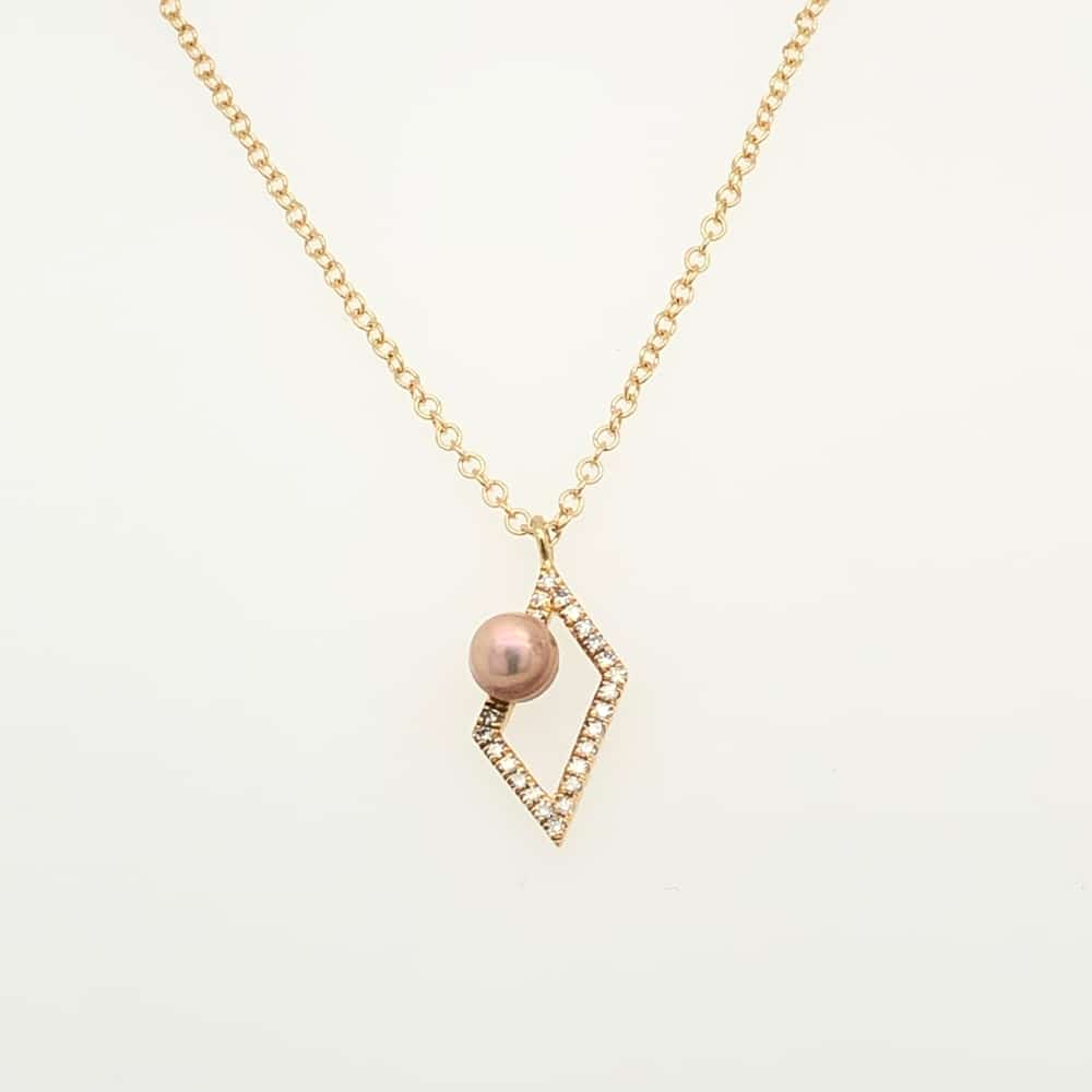 14KY CHP Rhombus Pendant with Chain