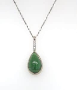 KW GREEN GARNET PEAR SHAPE PDT