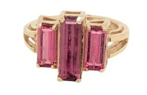 KY TOURM 3 STONE HOT PINK RING